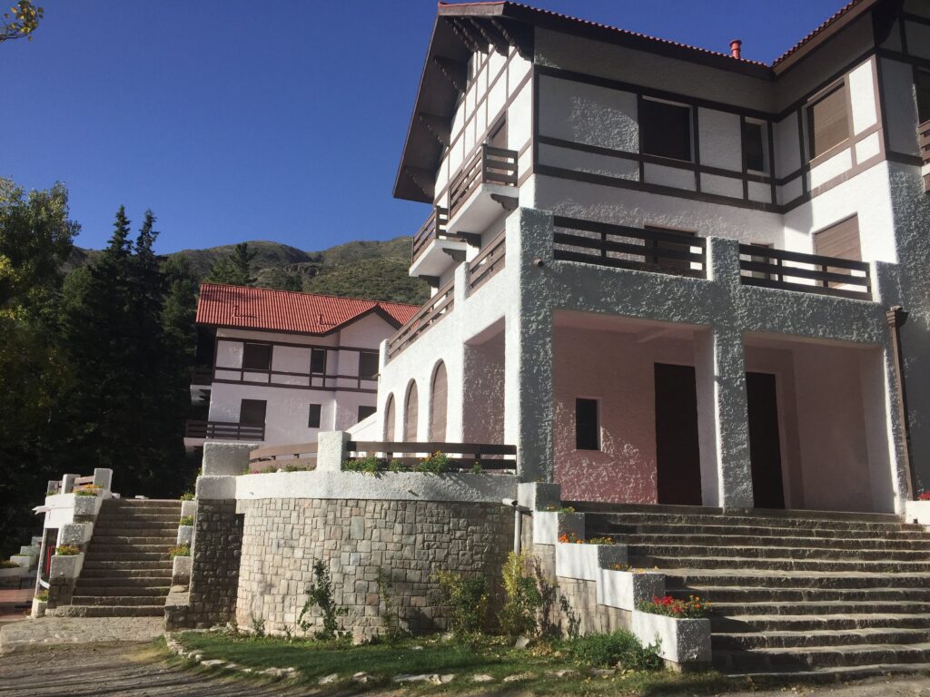 hotel de villavicencio. Excursion en Mendoza.