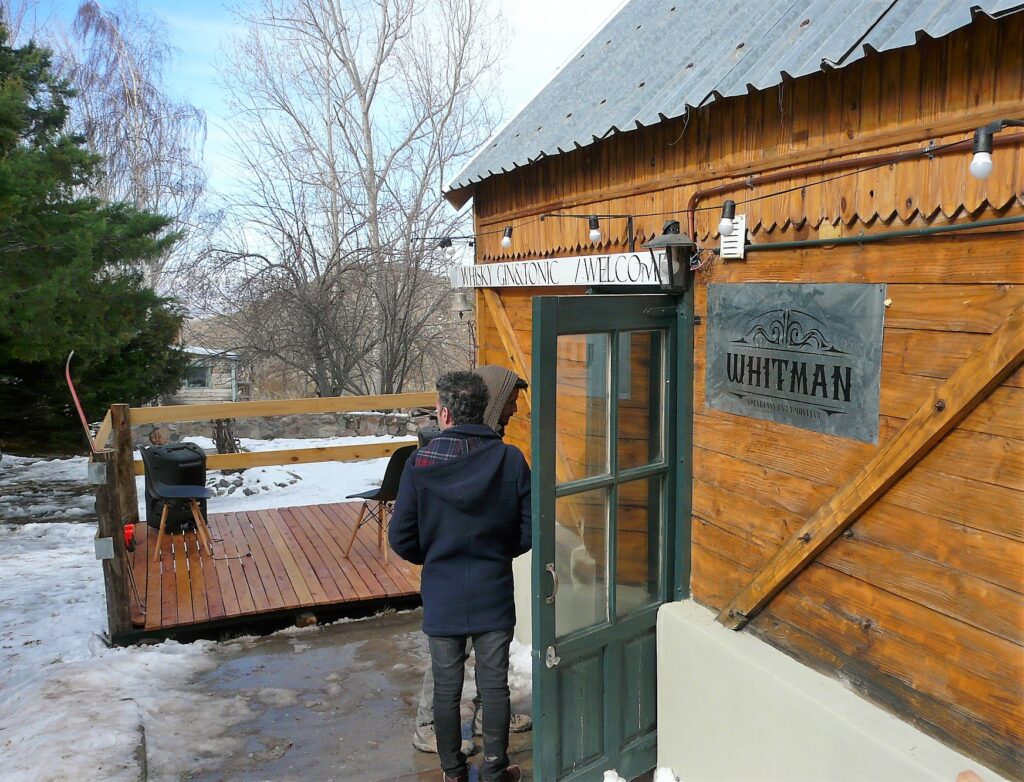 Ruta de la Cerveza Andina en Mendoza. Visita a cervezas artesanales y de autor. Cada paseo se puede combinar con visita a establecimientos tradicionales como bodegas, olivícolas y destilerías.